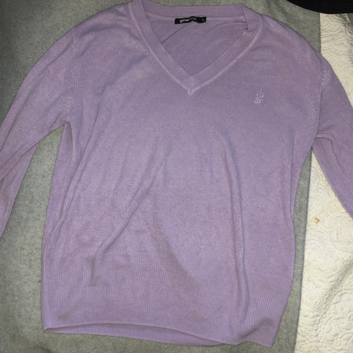 Lila tröja från Ginatricor strl L - 90