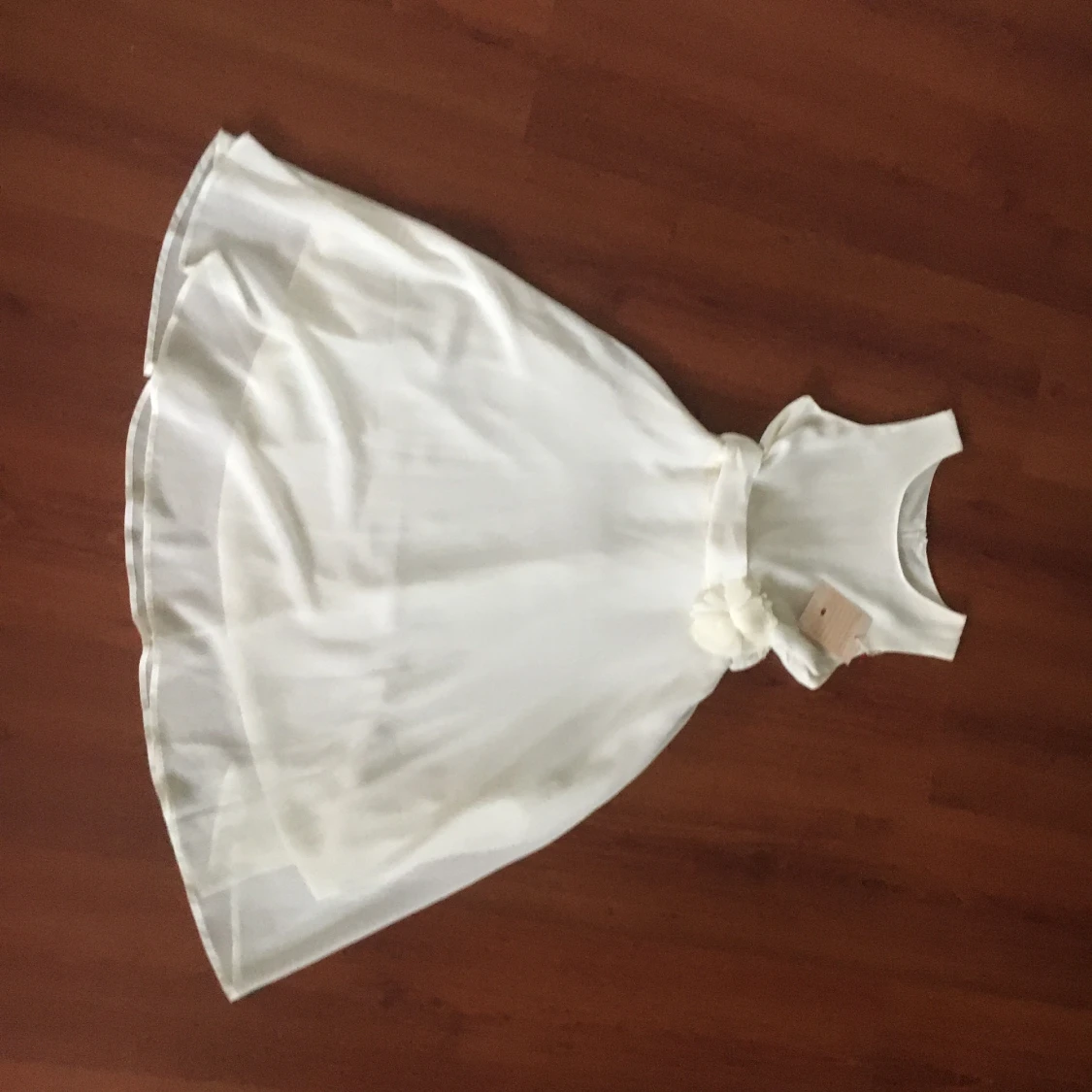 Luftig vit sommarklänning  - 90