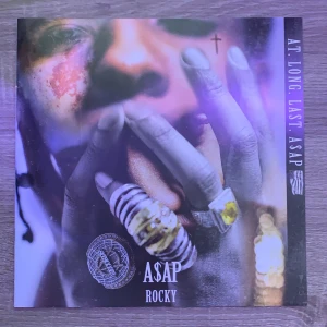 Asap Rocky Poster - En Asap Rocky poster. Möts upp i gbg/köparen står för frakt. Checka min profil för fler posters! Går att pruta med snabb affär.