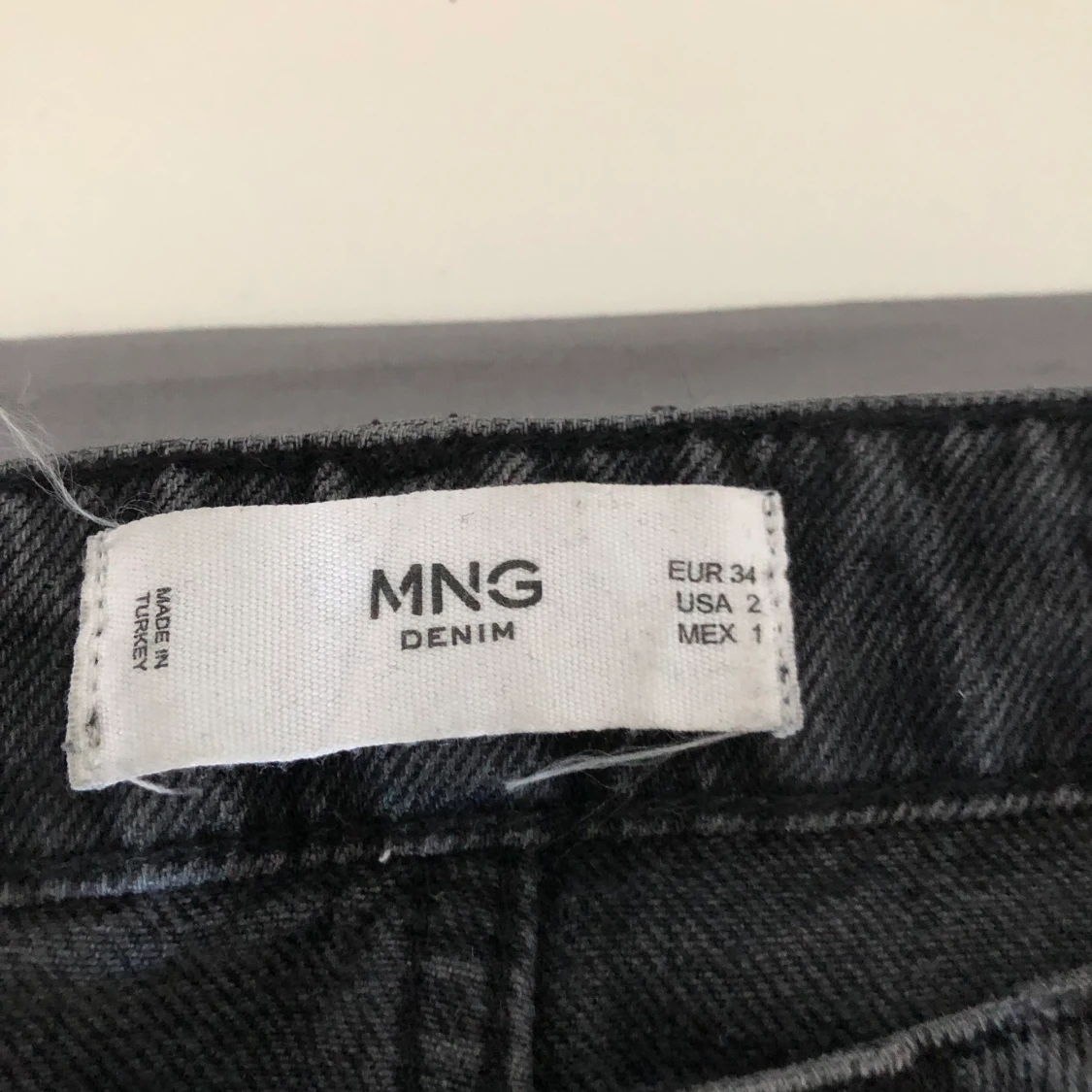 Svarta jeans från Mango - 91