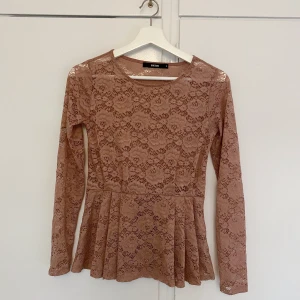 Rosa tröja  - Rosa tröja. Bra skick! Köparen står för frakt.