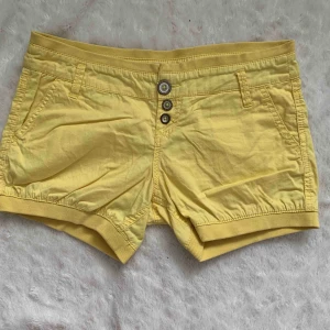 Bershka shorts - Bershka shorts nya storlek 38