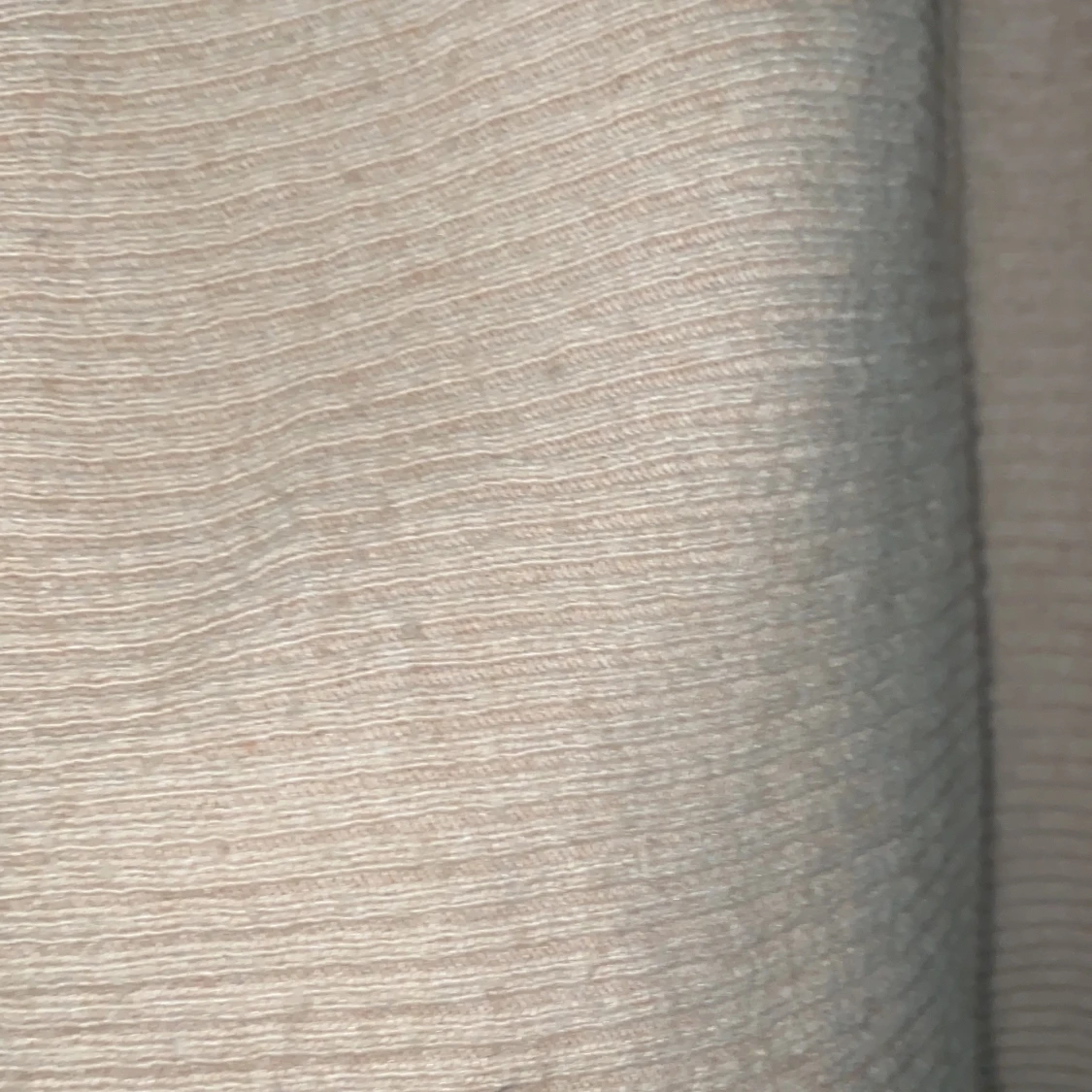 Rosa långärmad stickad tröja.  - 90