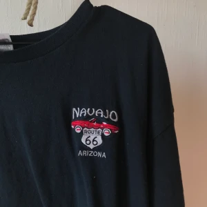 T-shirt - Frakt 44kr, står XL men skulle mer säga M eller L