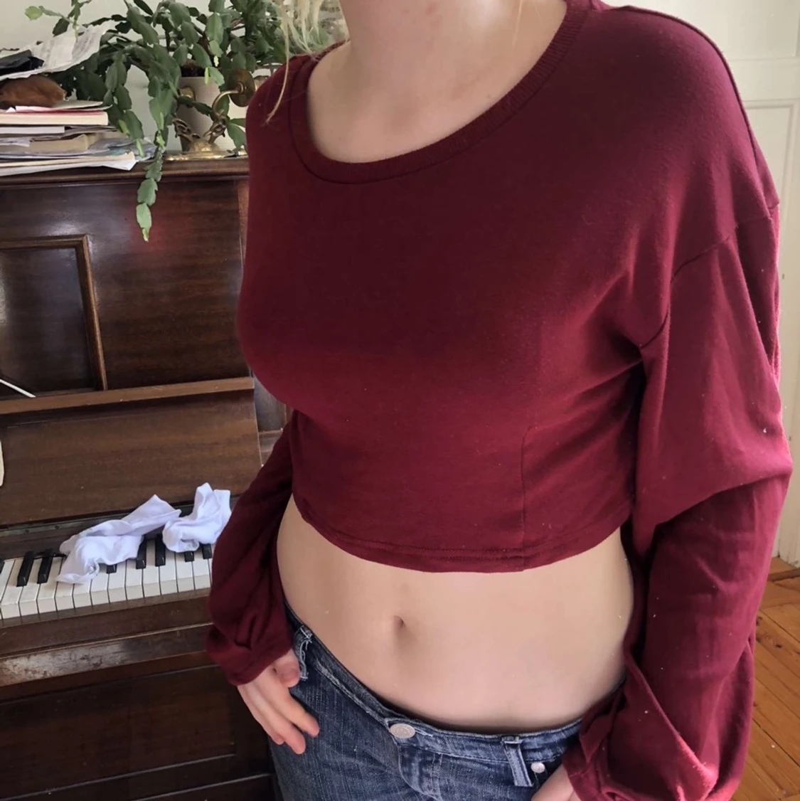 Röd tröja ifrån bik bok - 90