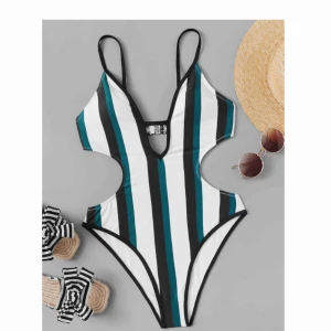  - Säljer denna jättefina baddräkten från Shein då jag köpte den i fel storlek. Den är alltså bara testad men inte använd🌸  Köparen står för frakt!