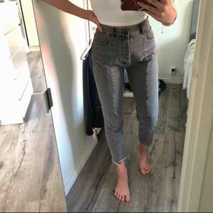 Sköna ”boyfriend” jeans från never denim. 