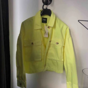  - Aldrig använd från ZARA. Prislapp kvar