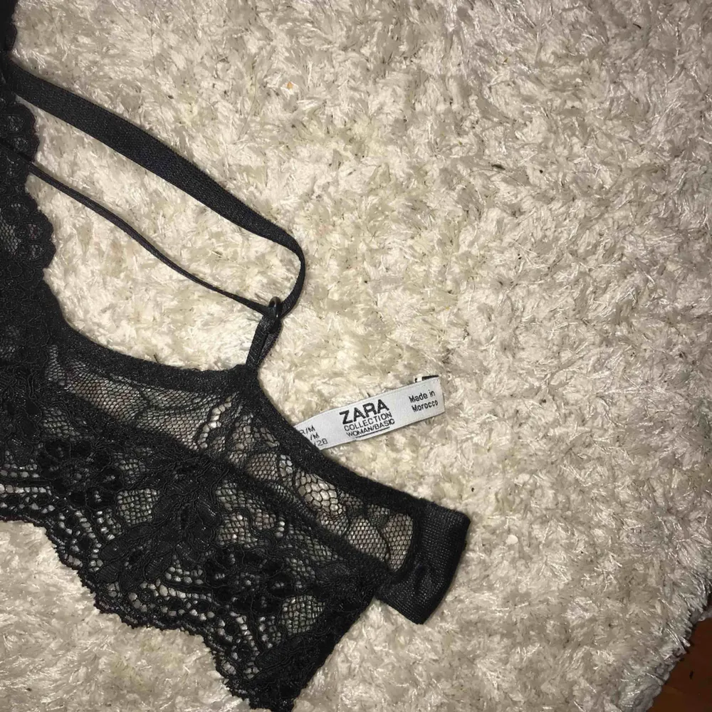 Jättefin bralette från zara, aldrig använd då den va för liten :/. Övrigt.