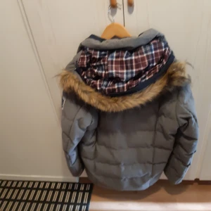 Jacka - Bra i dåligt Väder.