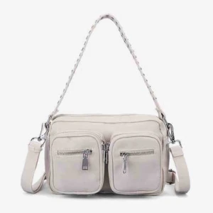  - Intresse koll! Funderar på att sälja min ÄKTA noella väska från (miinto) stav. Säljer när jag fått ett bra bud!