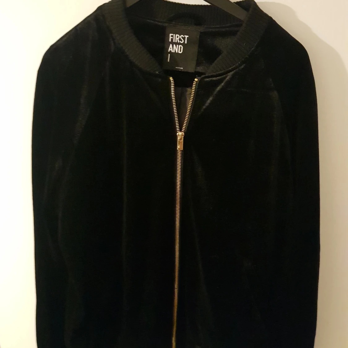 NY Velvet bomber jacket stl M