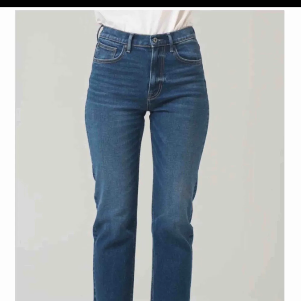 Boyfriend jeans från croker . Jeans & Byxor.