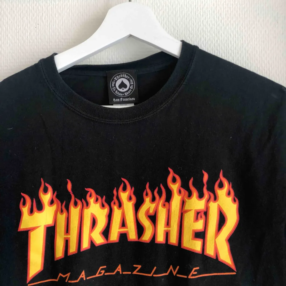 Cool t-shirt från Thrasher. 200 kr eller högsta bud. T-shirts.