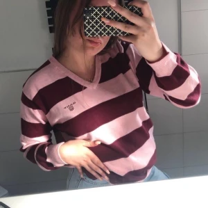 Gant - En jätte gullig mysig gant tröja aldrig använd säljer för har mycket kläder storlek M men passar även S säljer för 150 kr frakt 63kr🦋