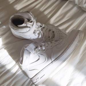 New Nike Air Force one, size 41, only used two or three times. Price can be discussed!