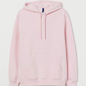 Super fin rosa hoodie från hm, bra skick men säljer då den inte kommer till användning💗