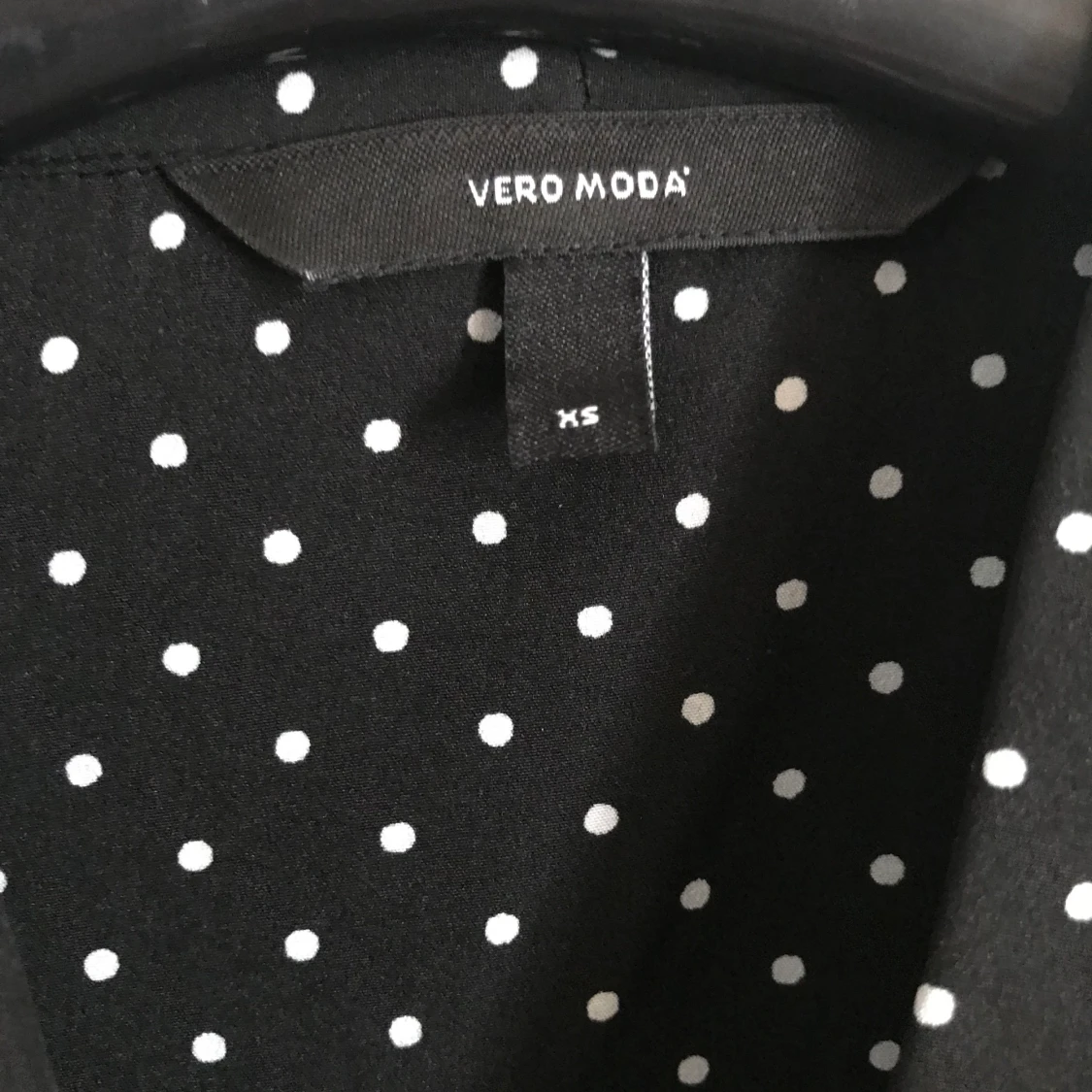 Söt blus från VeroModa i strl XS - 90