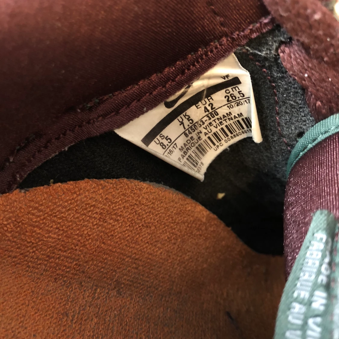 Nike Air Force 1 Low Hong Kong strl 42 - 91