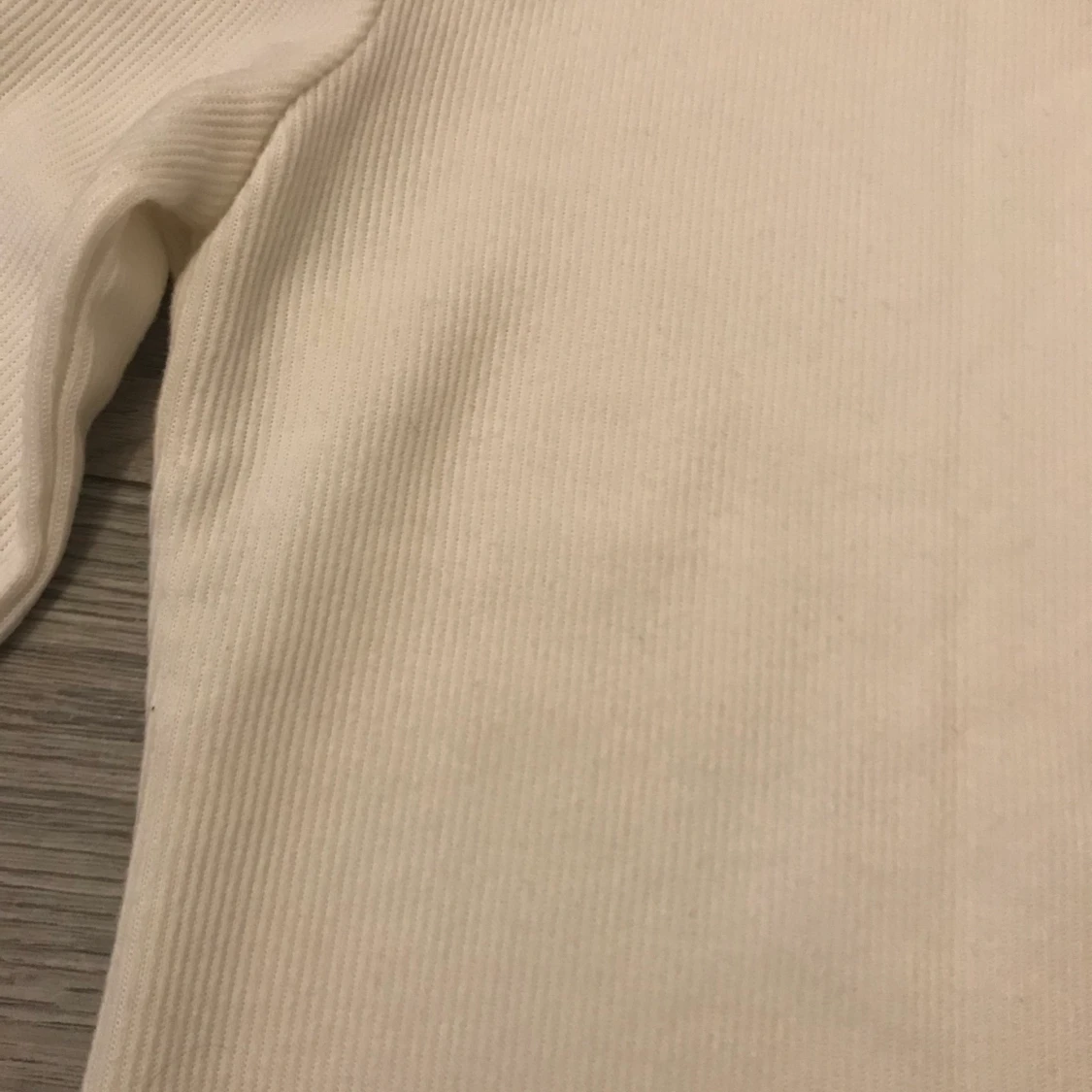 Vit ribbad tröja - 90