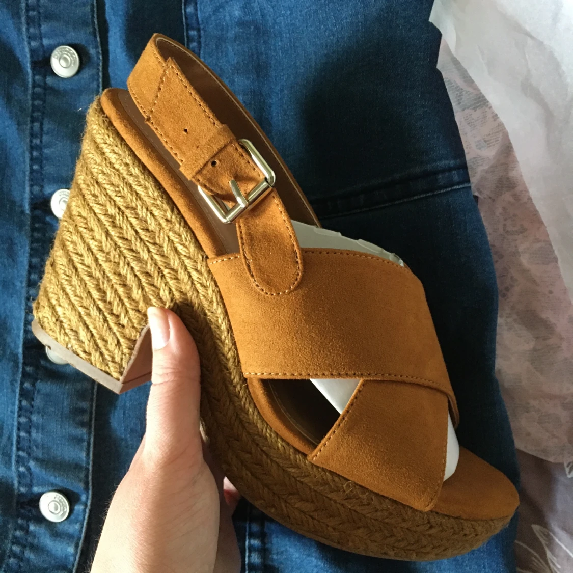 Sandaler gul kilklack Pull and Bear 39