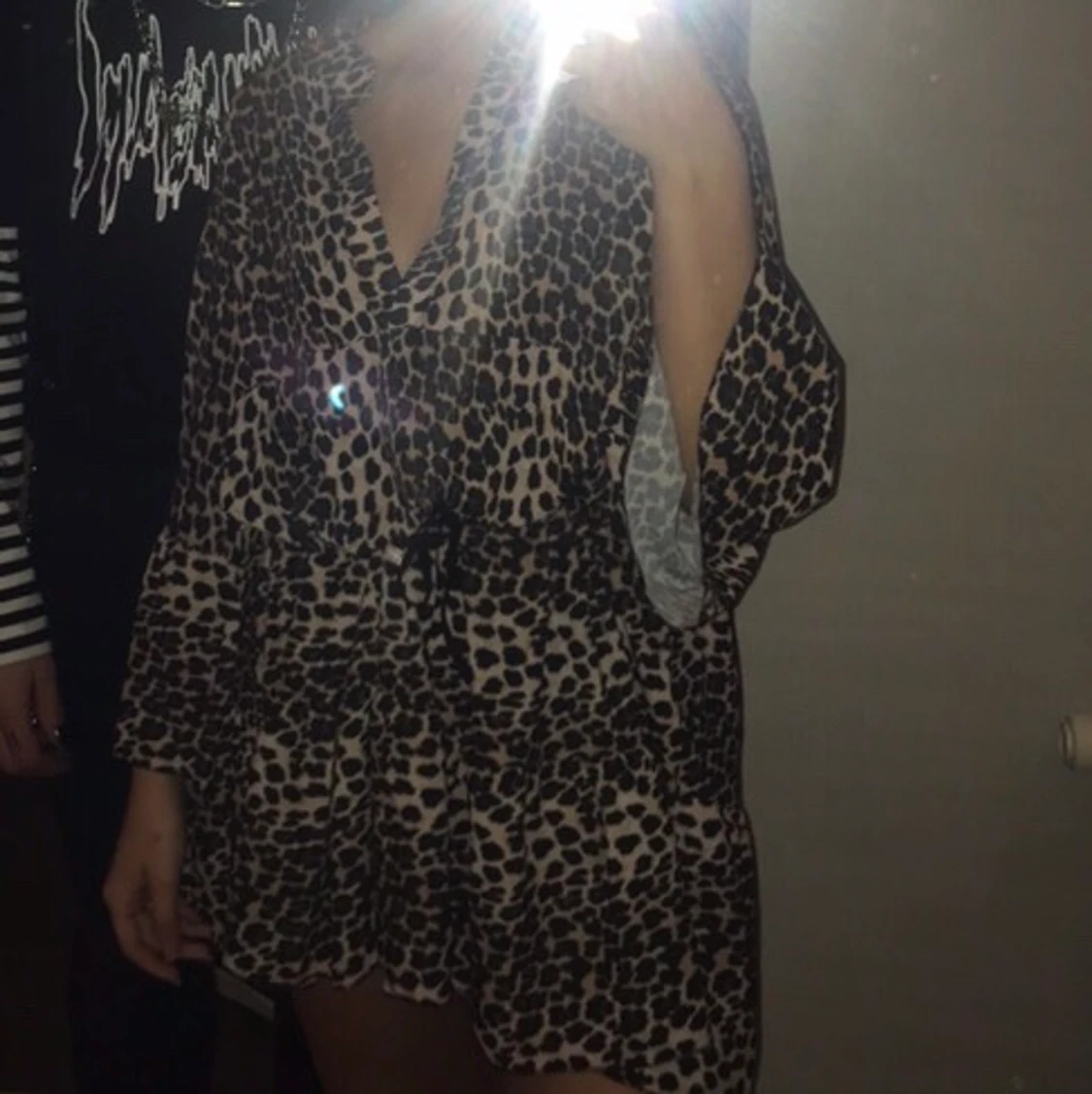 Leomönstrad klänning - 91