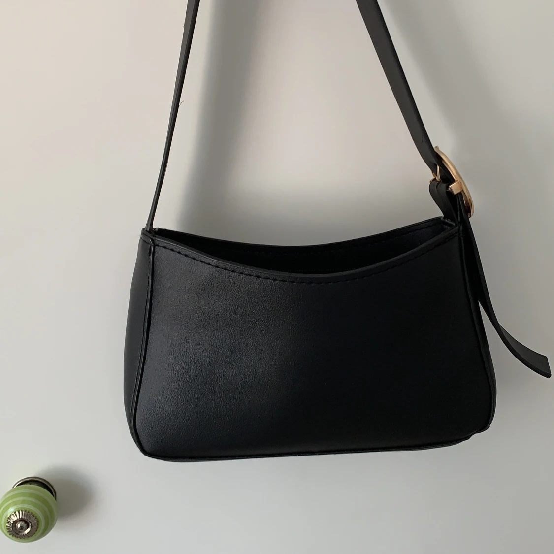 Svart väska från Asos 