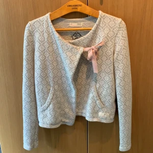 Odd Molly kofta - Fin odd Molly kofta i mycket bra skick! Nypris: 1800 kr. frakt tillkommer 