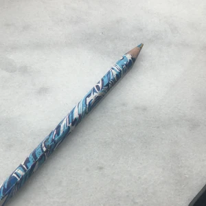 Penna - Flerfärgad penna! Provar en gång! 35kr inckluderad frakt🌸