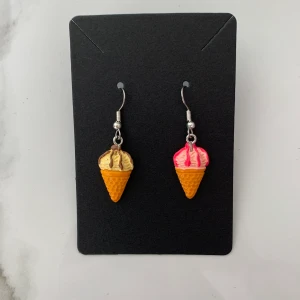 Örhängen ✨ - Örhängen✨ 39kr + 15kr frakt🌟