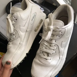  - Air Max 90 ultra från 2015/16. Knappt använda mer än 4ggr och är i mycket bra skick. Säljs att de ej kommer till användning. Har swish