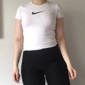  - Fin t-shirt från Nike +30kr om den ska postas.