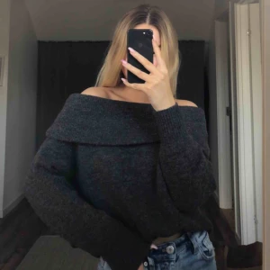  - Världens snyggaste + skönaste off shulder tröja🤩