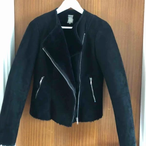  - Jacka från Zara i bra skick. 200kr + frakt