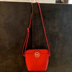  - Michael kors väska 