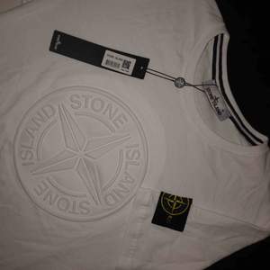 STONE ISLAND  1:1 AAA Kopia. Helt ny!   Passar L