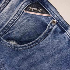 Replay jeans nypriss  1400kr  knappt använda 