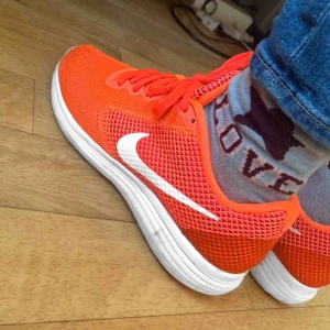  - Nike sportskor. I utmärkt skick🙂