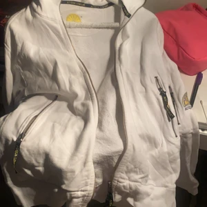 Acqualimone - Obersizd använder inte längre då den ligger bara i min garderoben 