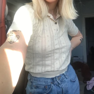 Topp från Monki - Fin topp från Monki som aldrig kommit till användning😊 köparen står för frakten