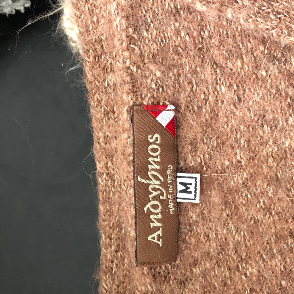 Brun stickad tröja - 91