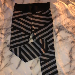 Träningstights - 🥰