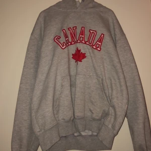 Canada hoodie  - Canada hoodie storlek L. Fint skick!♥️