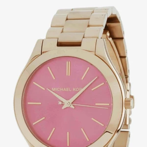  - Michael kors klocka  Några år gammal  Batteriet är slut  