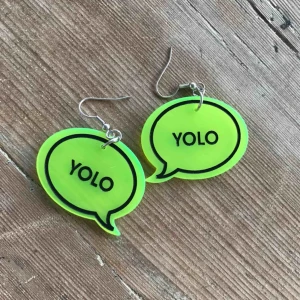  - Neongröna örhängen som aldrig är använda Frakt tillkommer på 9kr