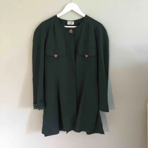  - Grön vårjacka i bomull 