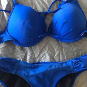  - Både överdel och underdel