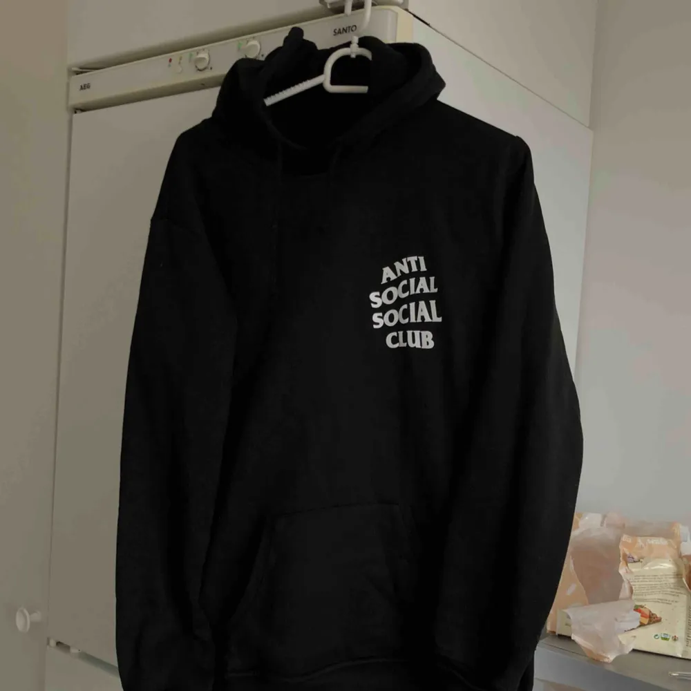 fejk anti social social club, supermysig fleece, S/M. Hoodies.