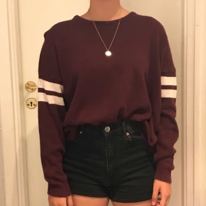  - tröja från brandy melville! möts upp i Stockholm!