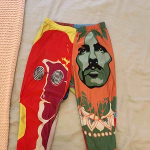  - Ascoola leggings från Serpent Urban Clothing. Knappt använda. Nypris 350kr